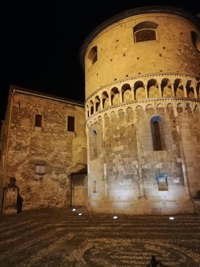 B&B Sotto Le Torri Альбенга Экстерьер фото